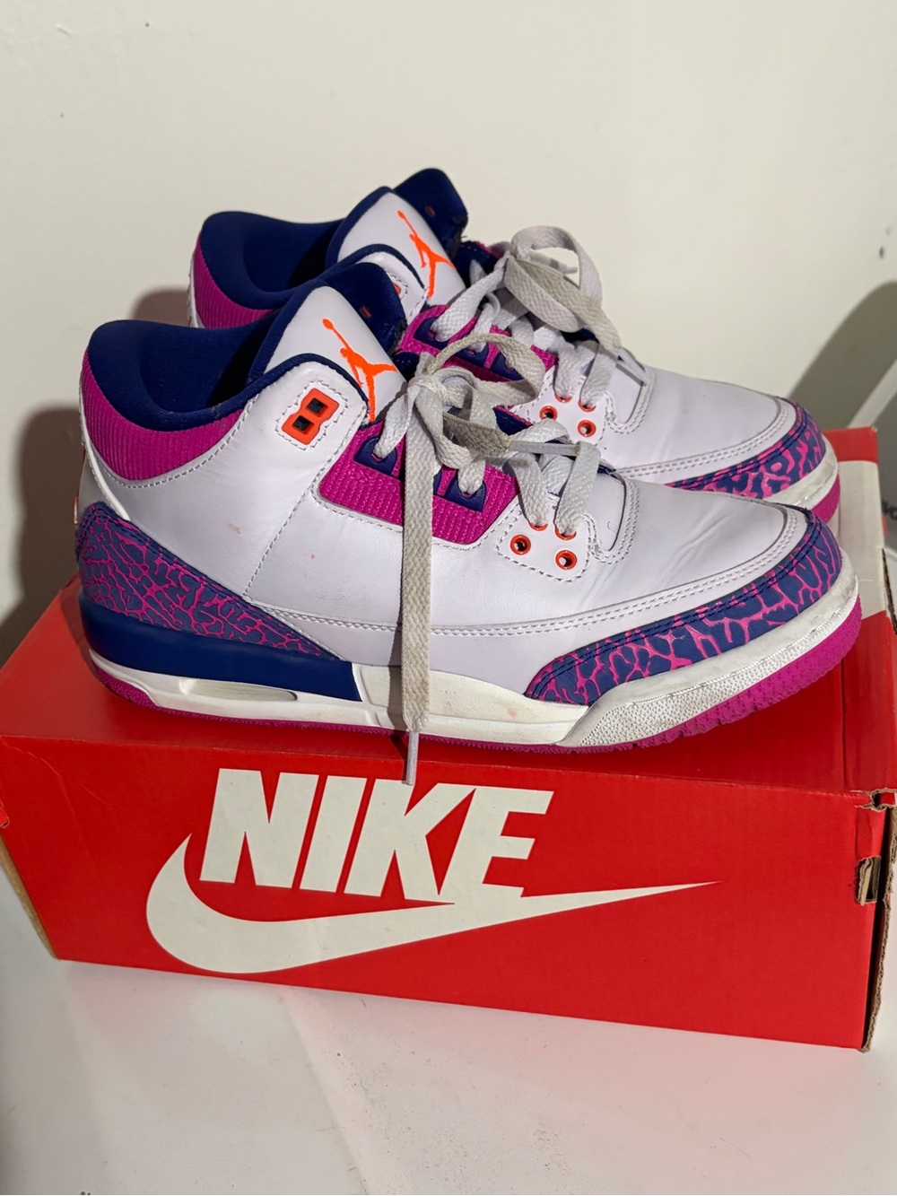 Air Jordan 3 Retro “Barely Grape Nike Kids Shoes with Pink and Navy Accents